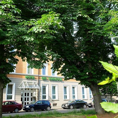 Hotel Am Schelztor Esslingen am Neckar Esterno foto