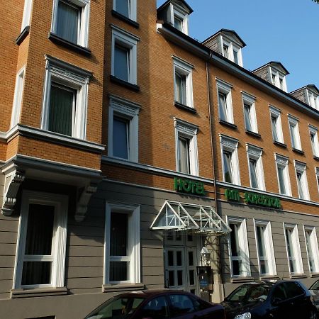 Hotel Am Schelztor Esslingen am Neckar Esterno foto