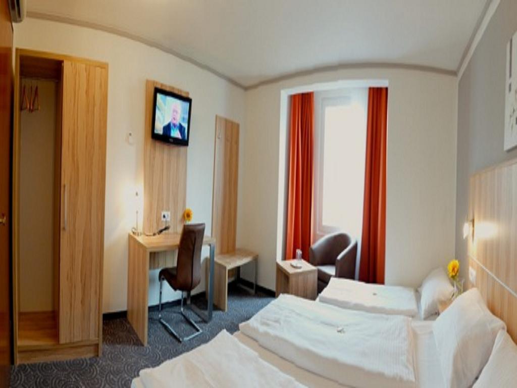 Hotel Am Schelztor Esslingen am Neckar Camera foto