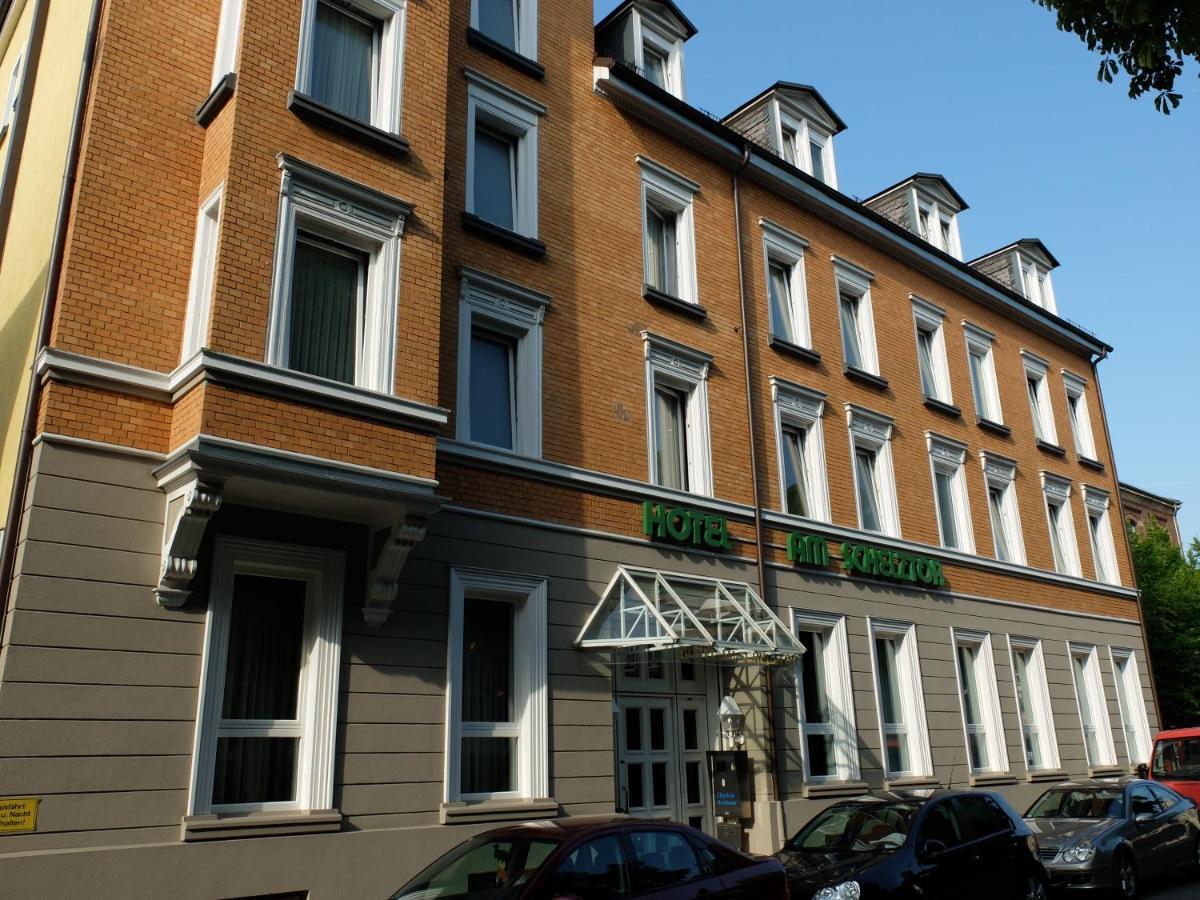 Hotel Am Schelztor Esslingen am Neckar Esterno foto