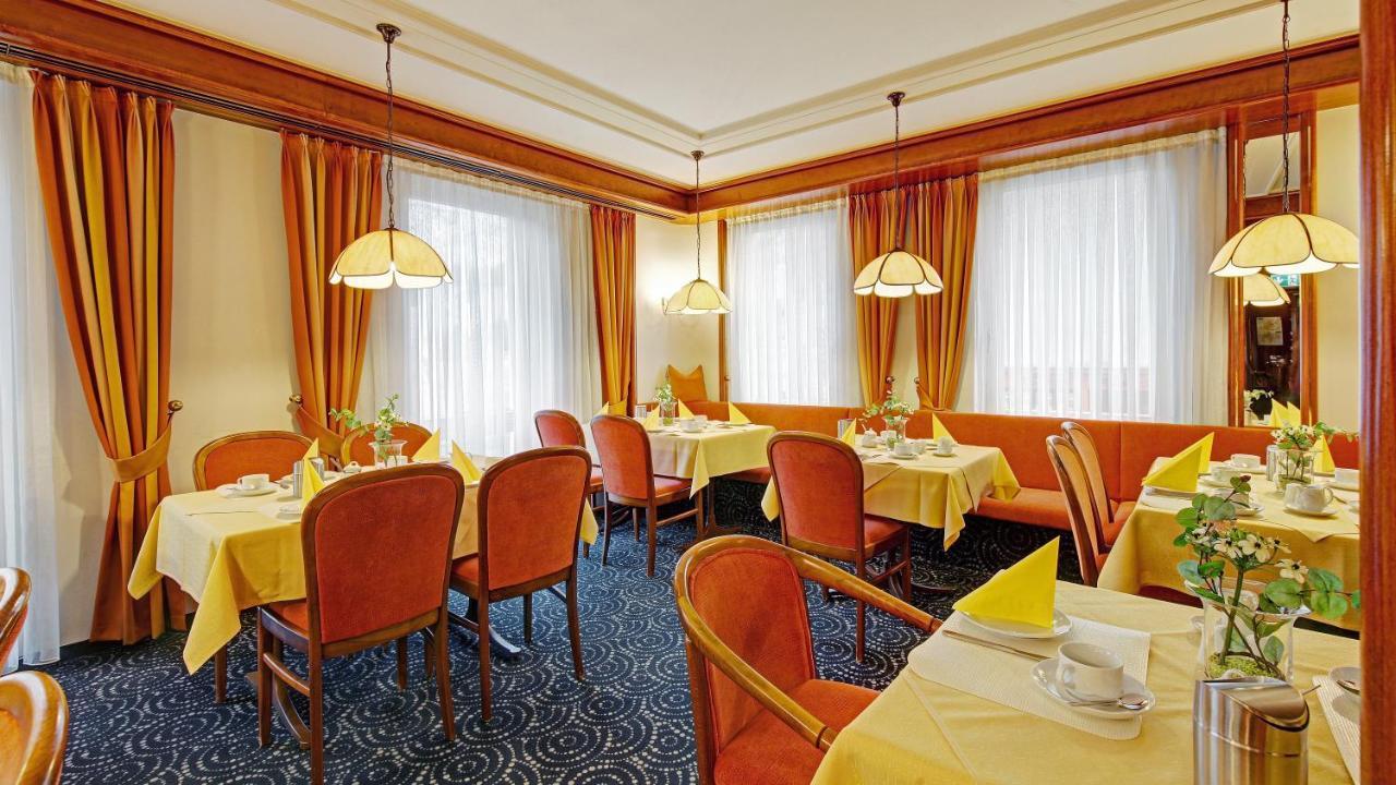 Hotel Am Schelztor Esslingen am Neckar Esterno foto